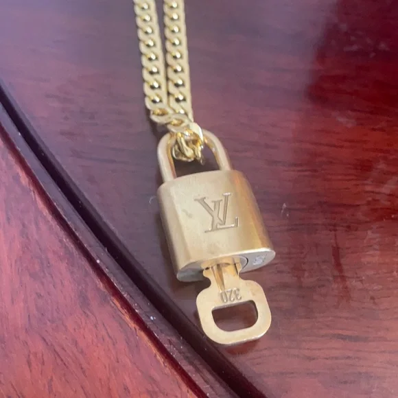 Louis Vuitton Lock and Key - Picture 1 of 3
